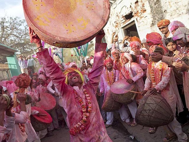 Holi Special Non-Film Folk Songs To Set Your Mood