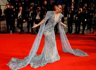 What Is Kasautii Zindagii Kay Actor Hina Khan Doing At Cannes?